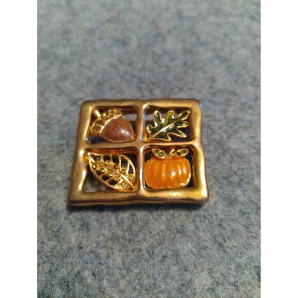 Vintage Fall Autumn Pumpkin Acorn Leaf Square Brooch Pin Gold Tone Ename Jewelry - Picture 1 of 3